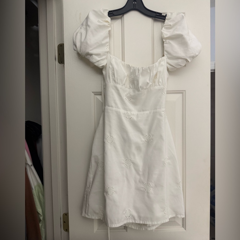 Zara Ivory Eyelet Mini Dress with Puff Sleeves